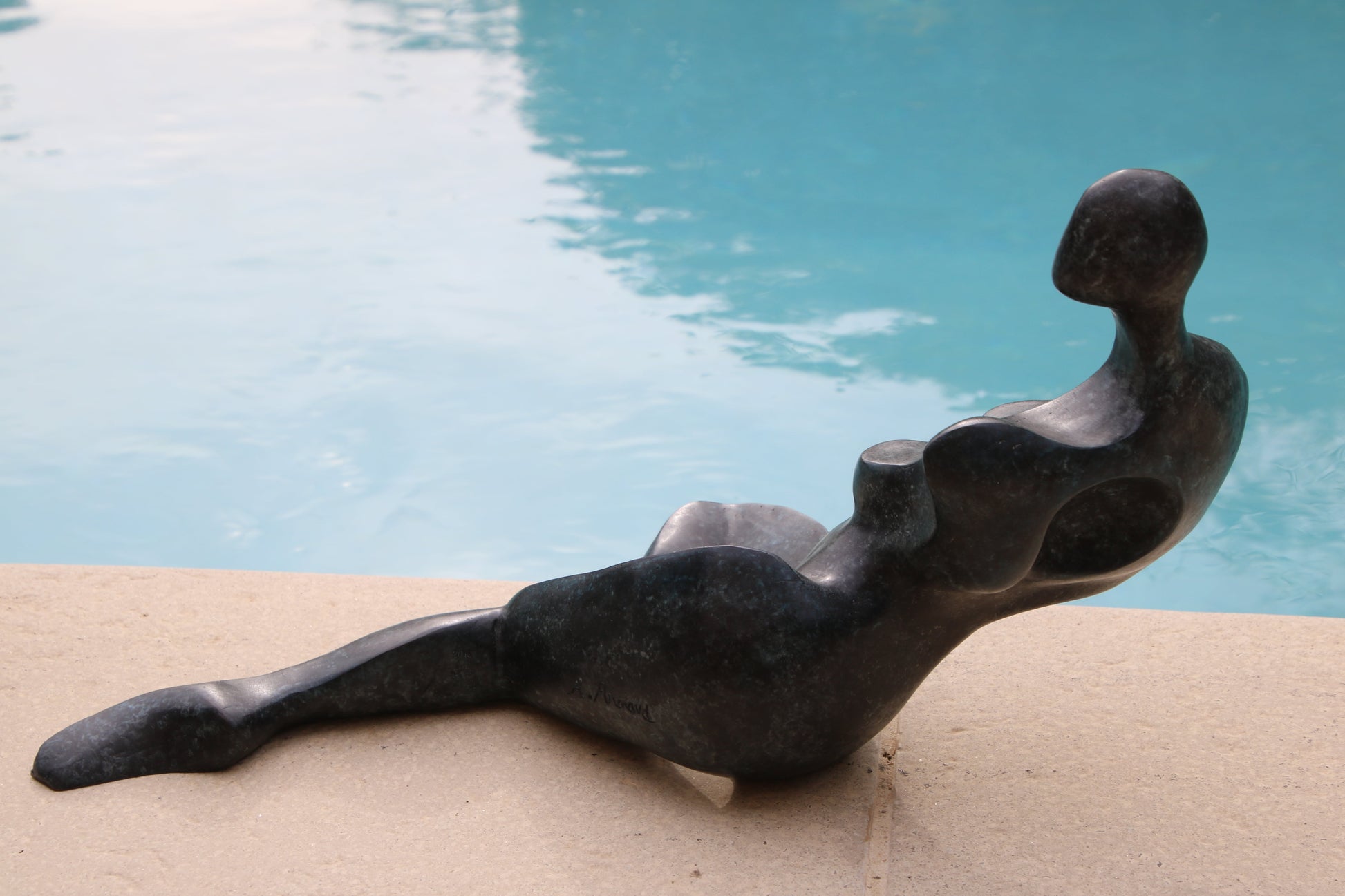 Figure étendue stylisée - Galerie de Juliette