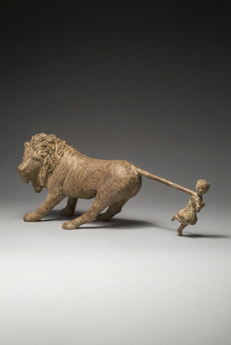 Jeanne et le lion au format vertical